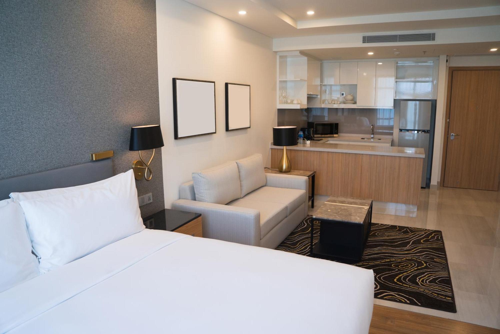 Grand Near Airport 4* New Delhi